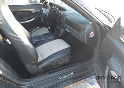 2003 Porsche Boxster S z USA, uszkodzony, nr VIN WP0CB29803U662184